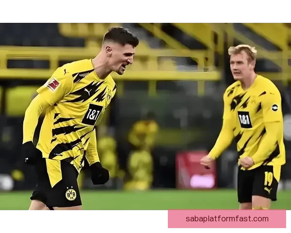 多特蒙德补时连入两球逆转斯图加特阿德耶米布兰特双双建功